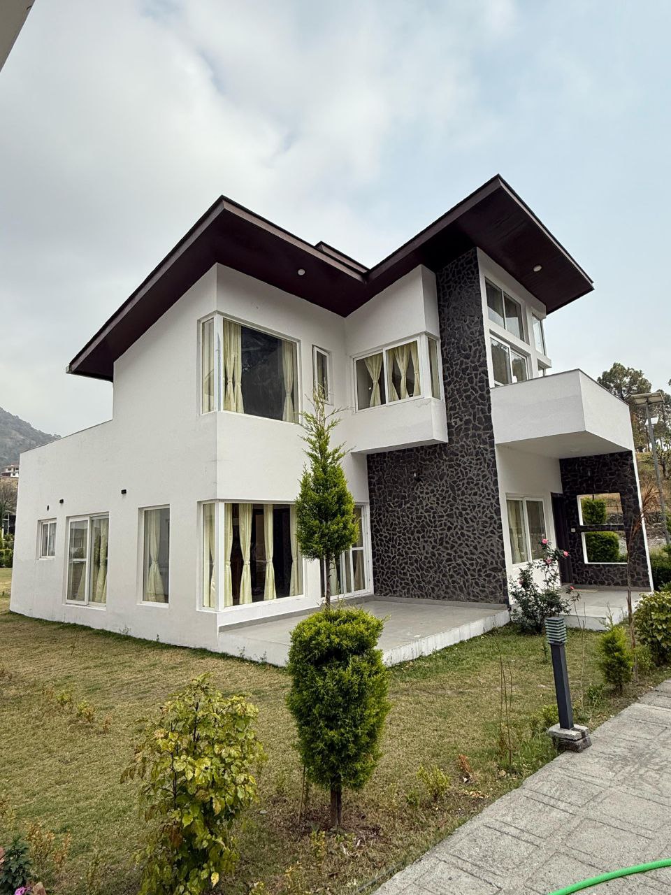 Read more about the article Modern Villa for Sale in Uttarakhand